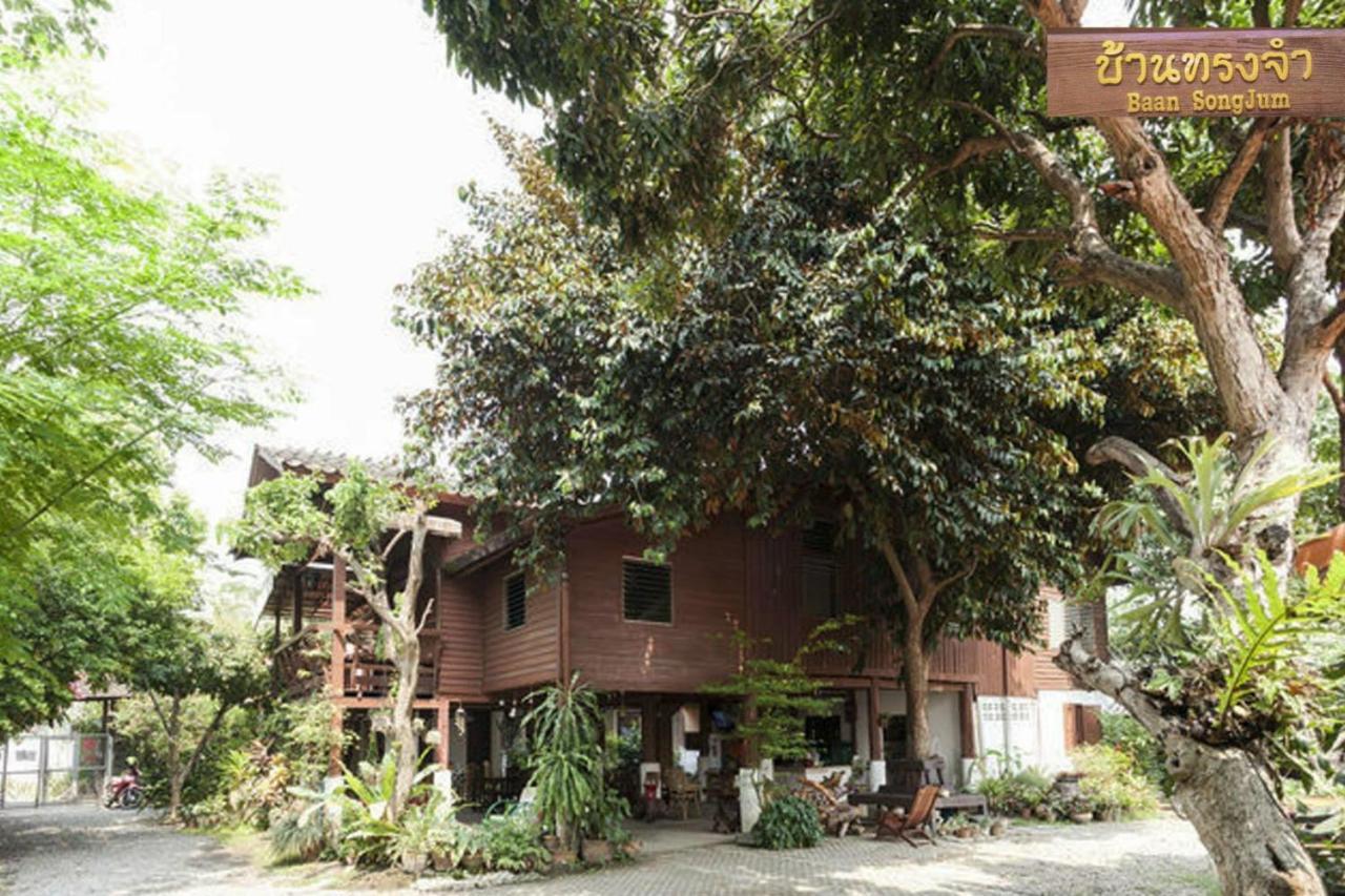 Baan Songjum Hotel Chiang Mai Eksteriør billede